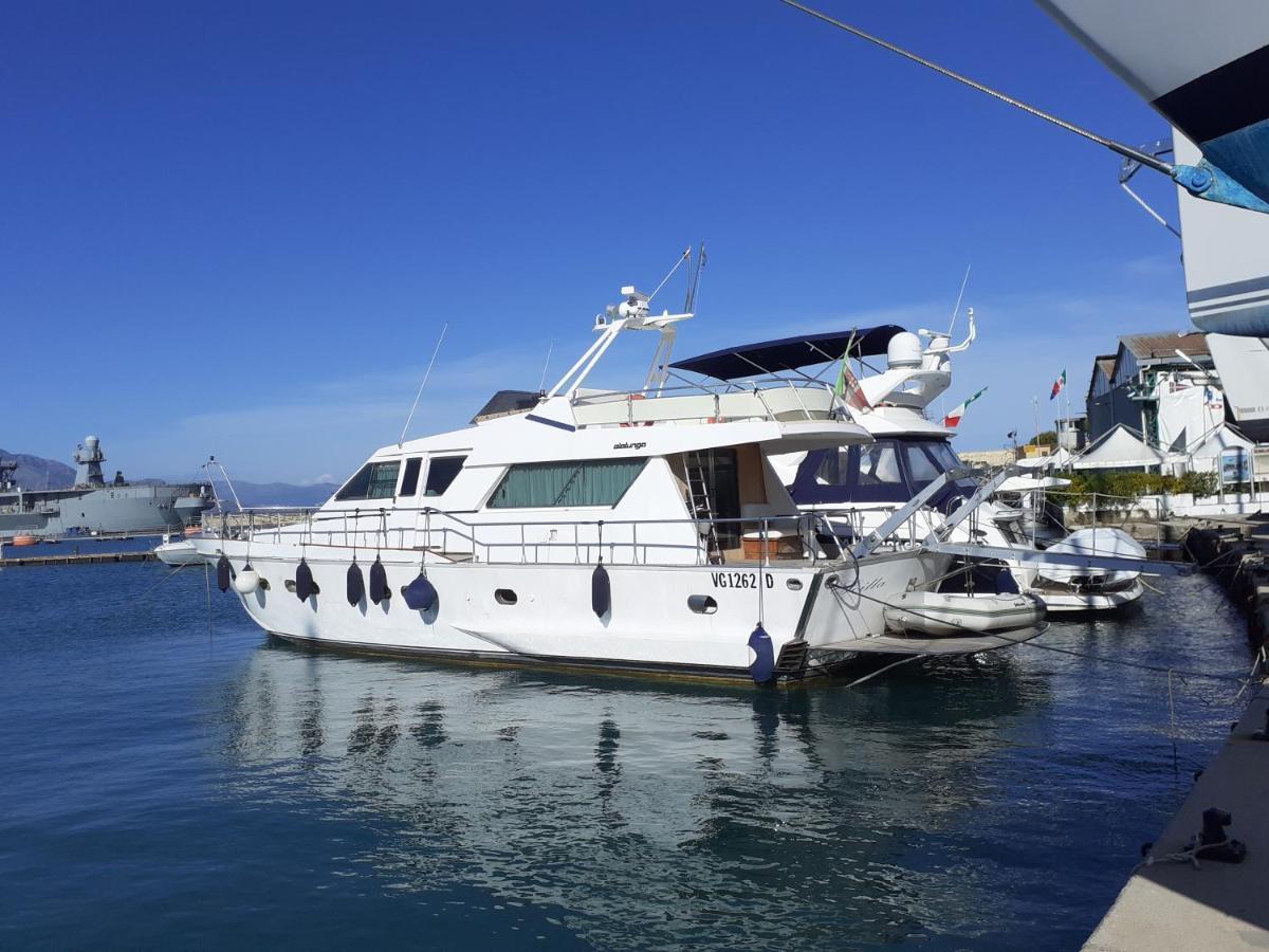 Boat And Breakfast Fiumicino - Roma Hotel ออสเตียอันตีกา ภายนอก รูปภาพ